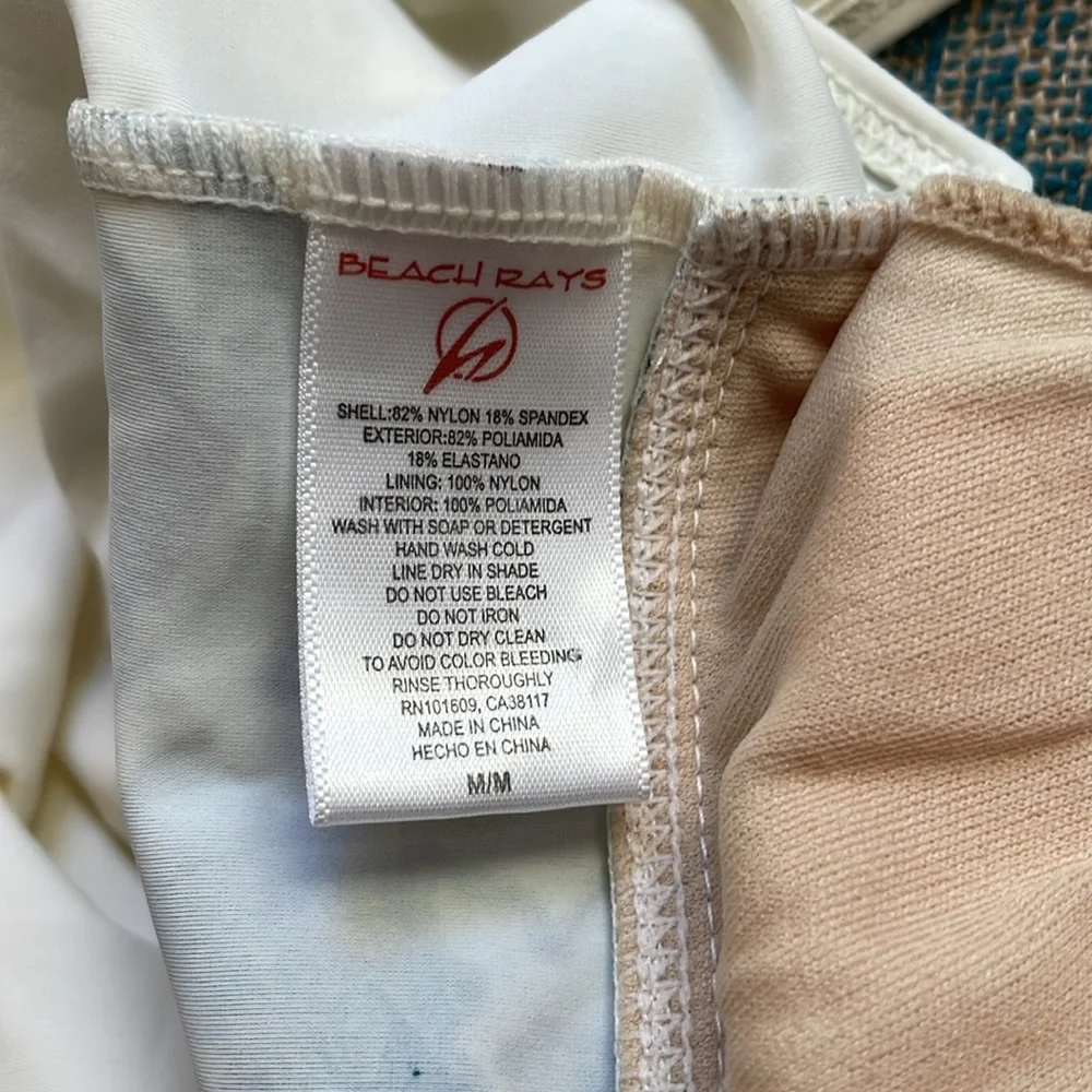 Beach rays tankini top - Picture 2 of 3